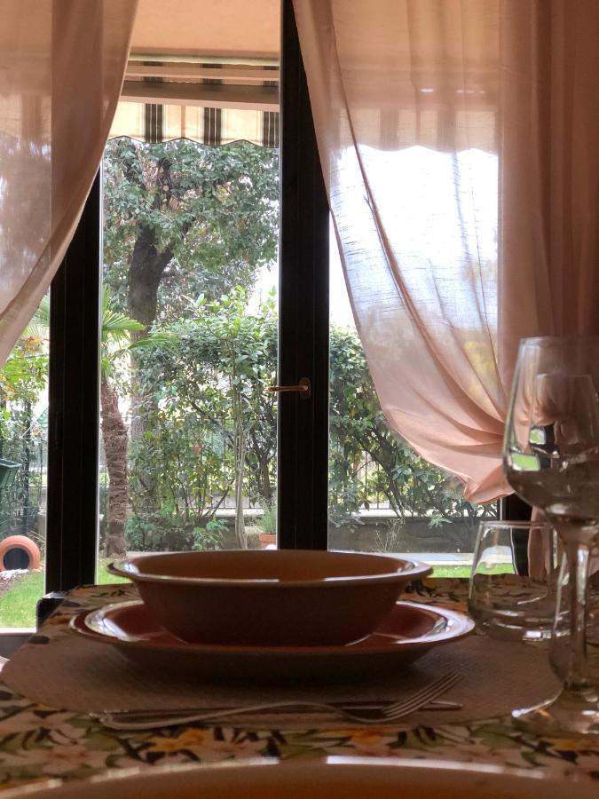 Apartamento Casa Mimosa Saló Exterior foto