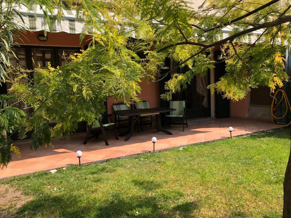 Apartamento Casa Mimosa Saló Exterior foto